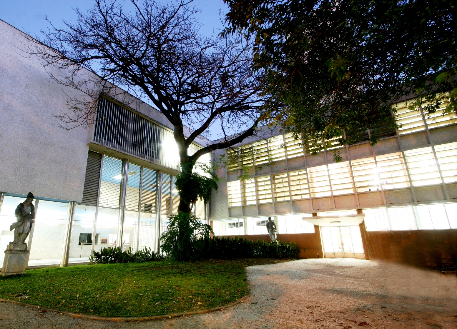 A Escola – EA – Escola de Arquitetura da UFMG